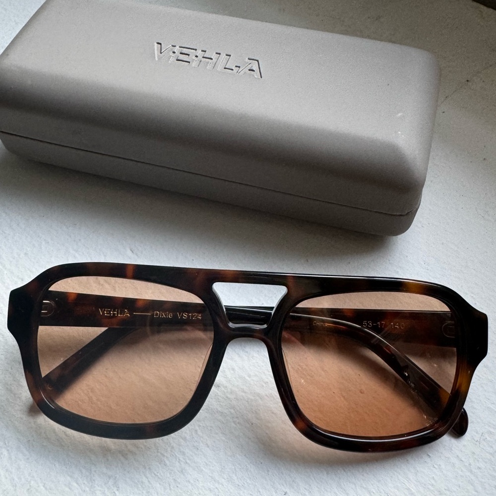 VEHLA Sunglasses “Dixie” in choc tort / cinnamon